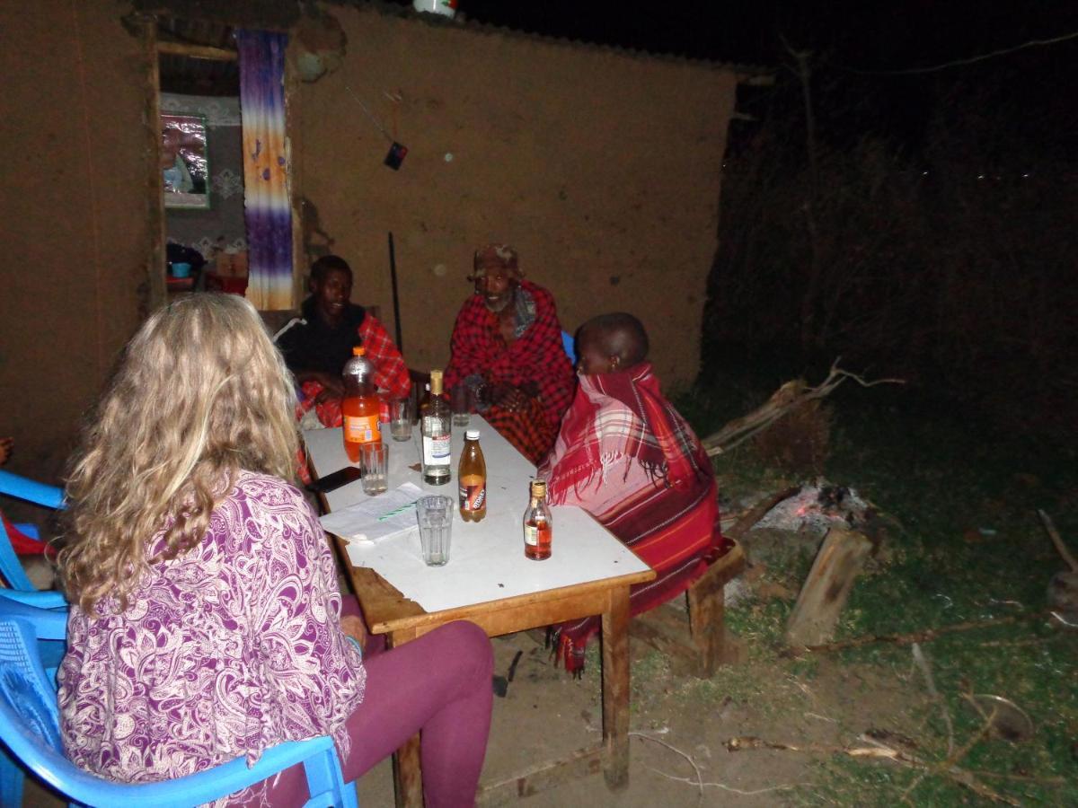 Maasai homestay camping Sekenani Bagian luar foto