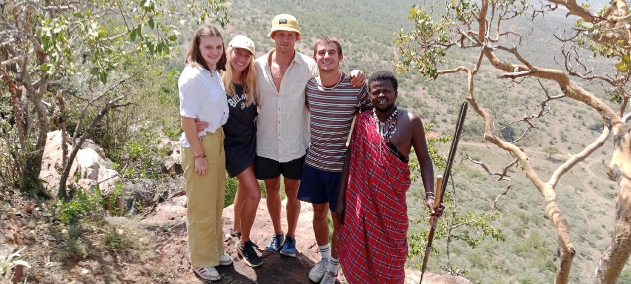 Maasai homestay camping Sekenani Bagian luar foto