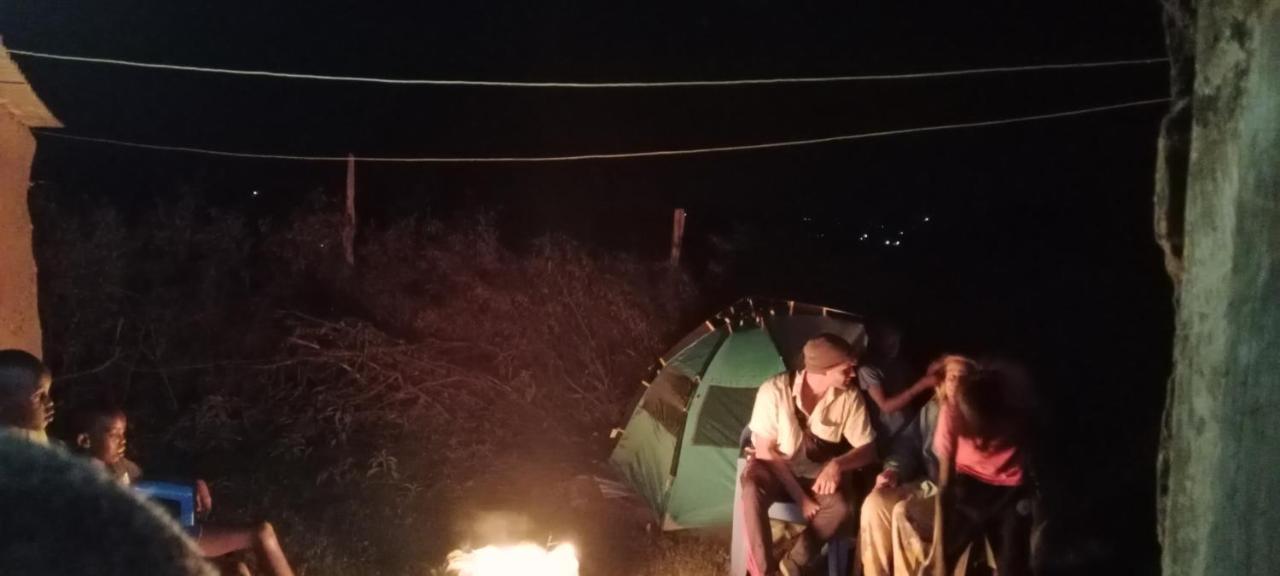 Maasai homestay camping Sekenani Bagian luar foto