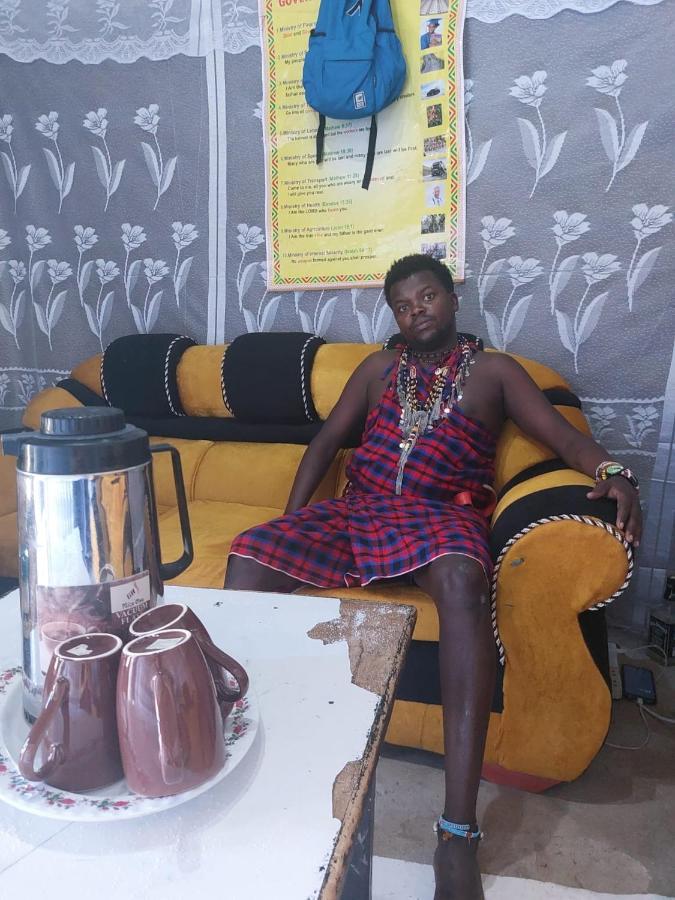 Maasai homestay camping Sekenani Bagian luar foto