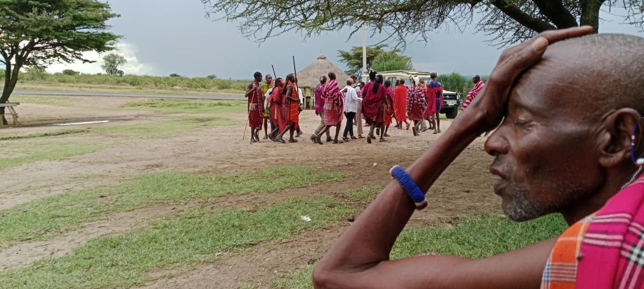 Maasai homestay camping Sekenani Bagian luar foto