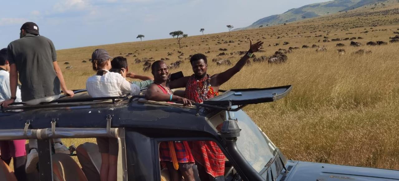Maasai homestay camping Sekenani Bagian luar foto
